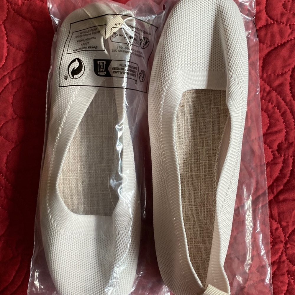 Beautiful ZULILY Flats